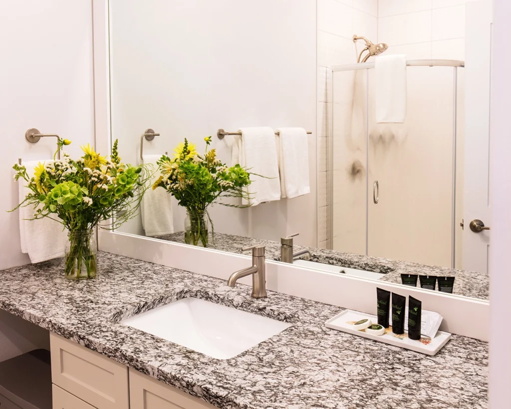 Rise & Shine Bath 01