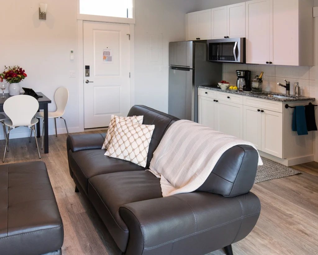 Rise & Shine Living 02