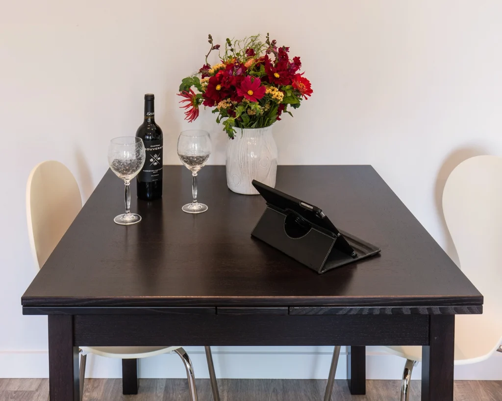 Rise & Shine Table 01